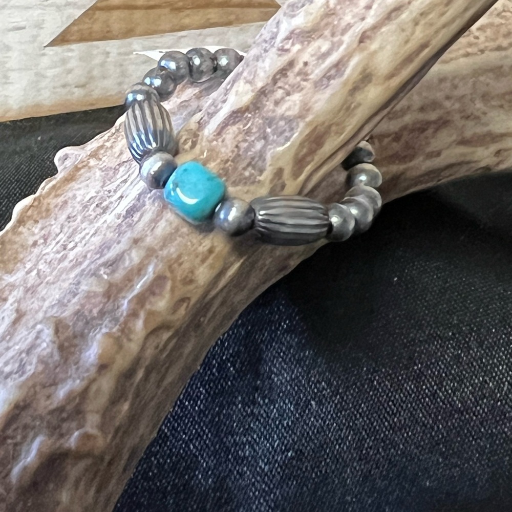 Elegant  925 Silver and Turquoise desert pearl Ring